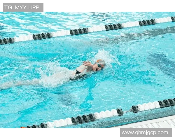 提升自由泳技巧与体能训练的全方位课程计划与实践指导 提升自由泳技巧与体能训练的全方位课程计划与实践指导