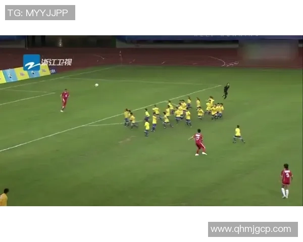 高峰：从足球场上的拼搏到人生的高峰，见证一位运动员的荣耀与坚持